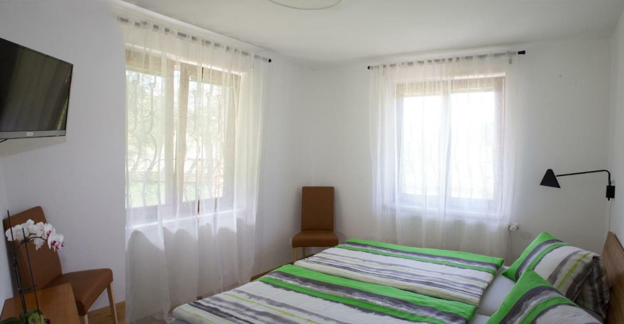 Gaestezimmer Buchegger Krumbach  Екстер'єр фото